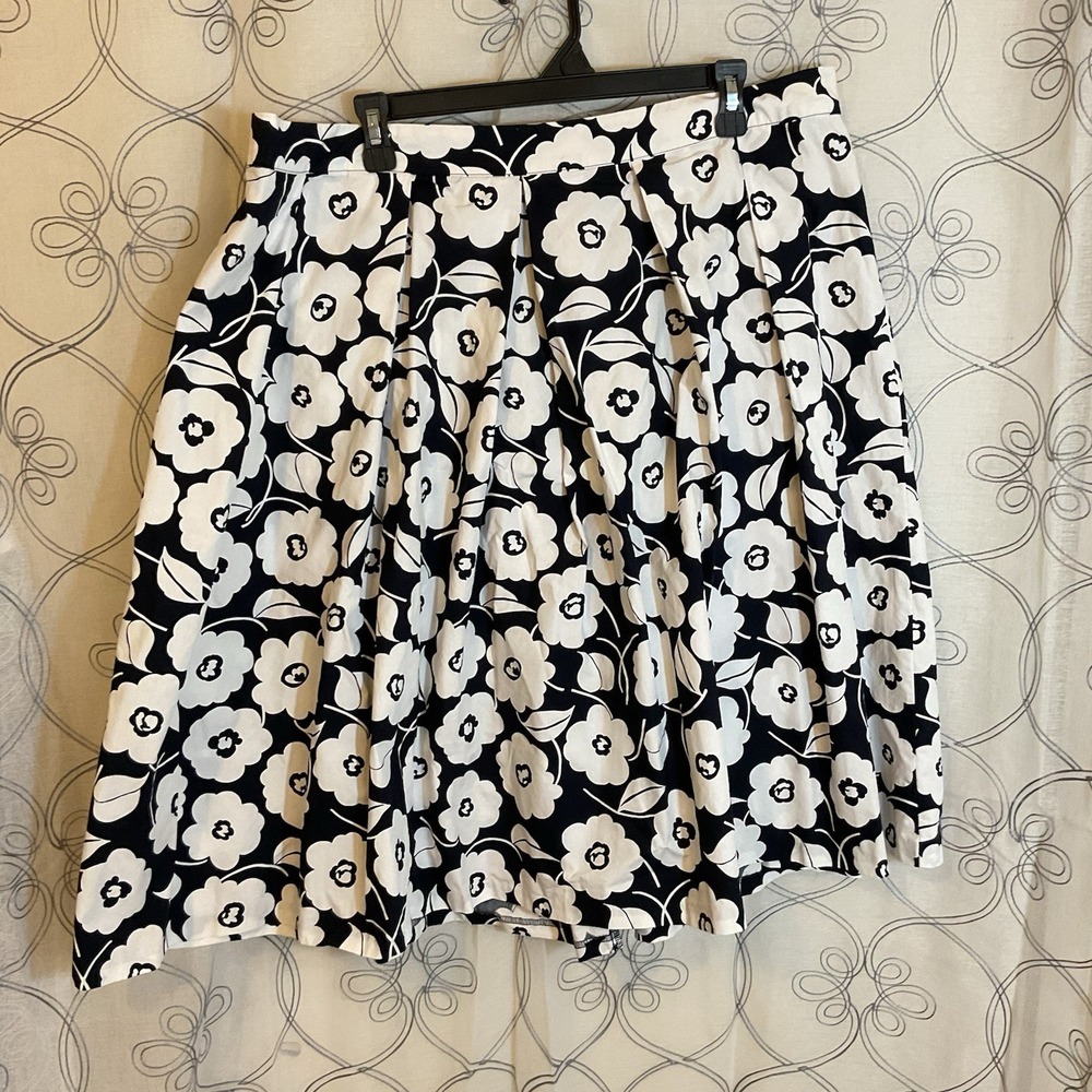 Women's Chapter Club Navy Blue White Floral Pleated Midi Skirt Size XXL